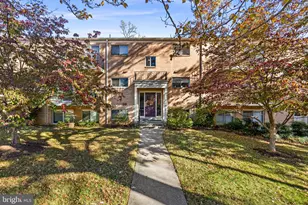 10661 Montrose Ave, Bethesda, MD 20814 - Photo 1