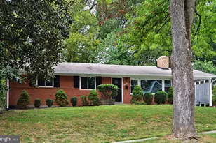 9710 Holmhurst Rd, Bethesda, MD 20817 - Photo 1