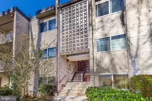 5202 Crossfield Ct, Rockville, MD 20852 - Photo 1
