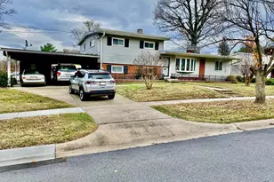 405 Linthicum St, Rockville, MD 20851 - Photo 1