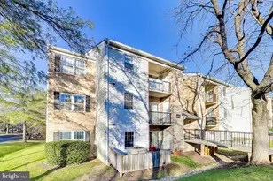 8205 Whispering Oaks Dr, Gaithersburg, MD 20879 - Photo 1