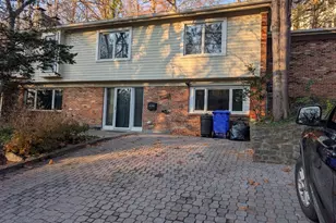6705 Goldsboro Rd, Bethesda, MD 20817 - Photo 1