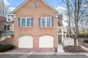 5717 Mayfair Manor Dr, Rockville, MD 20852 - Photo 1