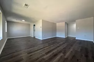 18616 Walkers Choice Rd, Gaithersburg, MD 20886 - Photo 1