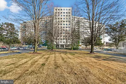 10201 Grosvenor Place #1626, Rockville, MD 20852 - Photo 1