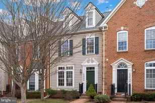 12044 Chestnut Glen Rd, Clarksburg, MD 20871 - Photo 1