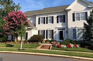 300 Deep Trail Ln, Rockville, MD 20850 - Photo 1