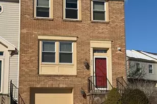 302 Twisted Stalk Dr, Gaithersburg, MD 20878 - Photo 1