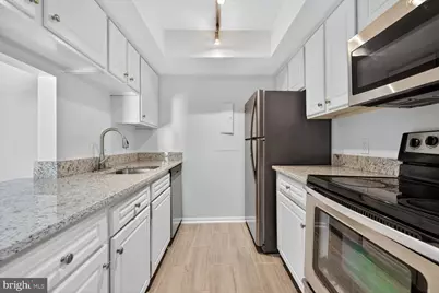 18318 Streamside Drive #302, Gaithersburg, MD 20879 - Photo 1