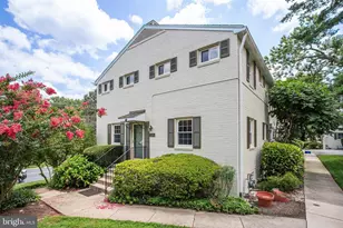 5370 Pooks Hill Rd, Bethesda, MD 20814 - Photo 1