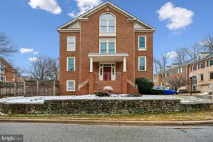 9725 Whitley Park Pl, Bethesda, MD 20814 - Photo 1