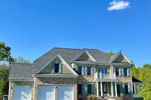 7023 Cypress Hill Dr, Gaithersburg, MD 20879 - Photo 1