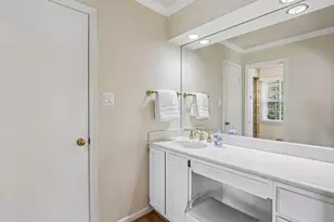 11001 Rosemont Dr, Rockville, MD 20852 - Photo 17