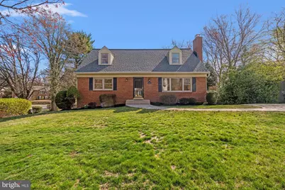 6200 Rockhurst Road, Bethesda, MD 20817 - Photo 1