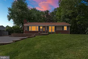 26800 Howard Chapel Dr, Damascus, MD 20872 - Photo 1