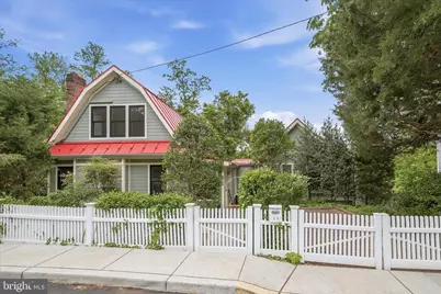 26 Wellesley Circle, Glen Echo, MD 20812 - Photo 1