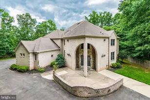 18 Nantucket Ct, Potomac, MD 20854 - Photo 1