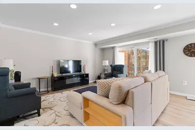 838 Quince Orchard Boulevard #102, Gaithersburg, MD 20878 - Photo 3