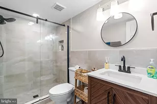 838 Quince Orchard Blvd, Gaithersburg, MD 20878 - Photo 17