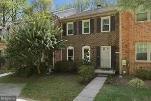 7723 Heatherton Ln, Potomac, MD 20854 - Photo 1