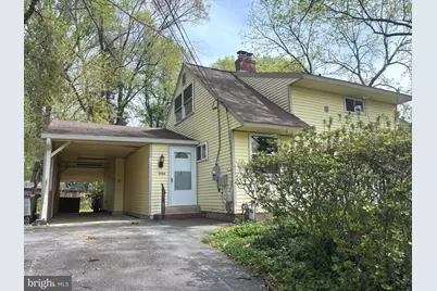 1702 McAuliffe Drive, Rockville, MD 20851 - Photo 1