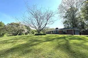 17821 Pond Rd, Ashton, MD 20861 - Photo 1