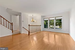 10504 Pine Haven Terrace, North Bethesda, MD 20852 - Photo 3