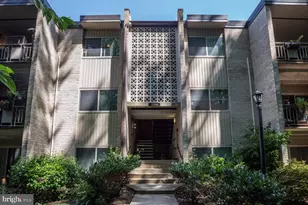 5200 Crossfield Ct, Rockville, MD 20852 - Photo 1