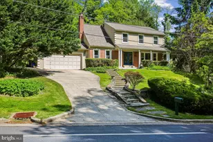 9707 Stoneybrook Dr, Kensington, MD 20895 - Photo 1