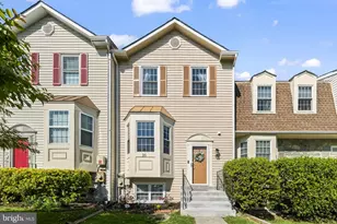 25 Hunters Gate Ct, Silver Spring, MD 20904 - Photo 1