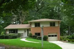 9820 Inglemere Dr, Bethesda, MD 20817 - Photo 1