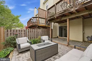 105 Amberfield Ln, Gaithersburg, MD 20878 - Photo 1