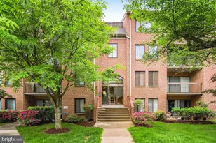 11305 Commonwealth Dr, Rockville, MD 20852 - Photo 1