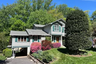 6907 Wilson Ln, Bethesda, MD 20817 - Photo 1