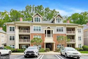 121 Timberbrook Ln, Gaithersburg, MD 20878 - Photo 1
