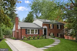 6204 Redwing Ct, Bethesda, MD 20817 - Photo 1