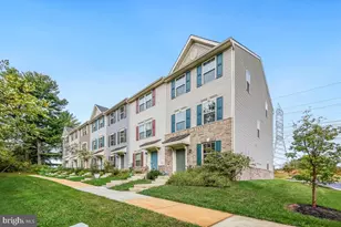 9556 Autumn Berry Pl, Montgomery Village, MD 20886 - Photo 1