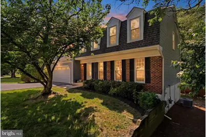 8615 Aqueduct Road, Potomac, MD 20854 - Photo 1
