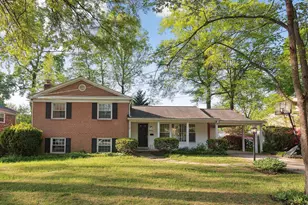 6704 Buttermere Ln, Bethesda, MD 20817 - Photo 1