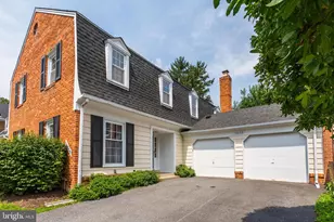 10239 Gainsborough Rd, Potomac, MD 20854 - Photo 1