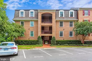5717 Brewer House Cir, Rockville, MD 20852 - Photo 1