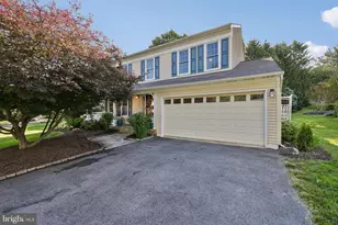 16013 Mills Orchard Dr, Gaithersburg, MD 20878 - Photo 1