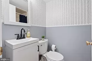 705 Wilson Ave, Rockville, MD 20850 - Photo 29