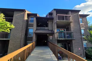 7908 Pearlbush Dr, Gaithersburg, MD 20879 - Photo 1
