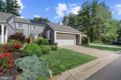 20668 Highland Hall Drive, Gaithersburg, MD 20886 - Photo 1