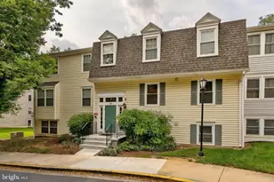 19 Pickering Ct, Germantown, MD 20874 - Photo 1