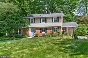 6905 Stonewood Ct, Rockville, MD 20852 - Photo 1