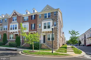 11 Fairbanks Dr, Gaithersburg, MD 20877 - Photo 1