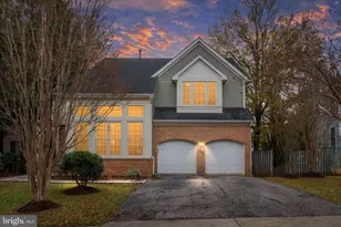 9105 Piper Ridge Ct, Lanham, MD 20706 - Photo 1