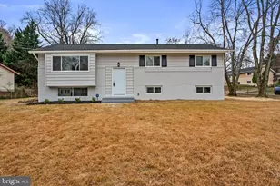 5513 Helmont Dr, Oxon Hill, MD 20745 - Photo 1